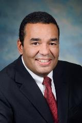 Dr. Enrique Sampson